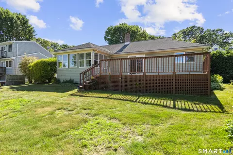 Exterior - 48 Prospect Ave, Niantic, CT 06357 photo 6 of 6