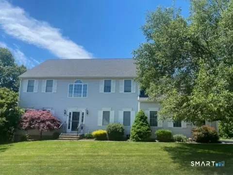 97 Island Grn, Glastonbury, CT 06033