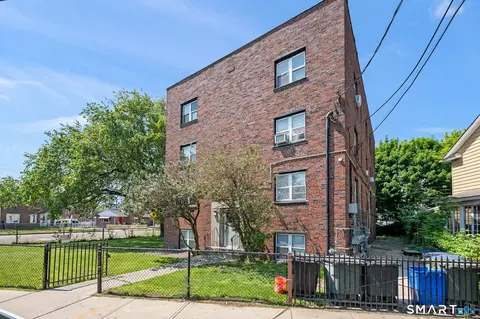 305 Parrott Ave, Bridgeport, CT 06606