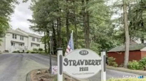 245 E Woodland St #35, Meriden, CT 06451