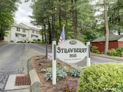 245 E Woodland St #35, Meriden, CT 06451