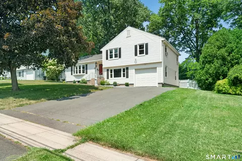 60 Fuller Dr, West Hartford, CT 06117