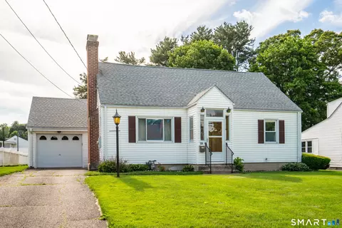 19 Newgate St, West Hartford, CT 06110