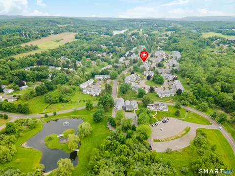 791 Long Hill Rd #E, Middletown, CT 06457