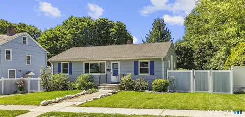 60 Hillcrest Ave, Hamden, CT 06514