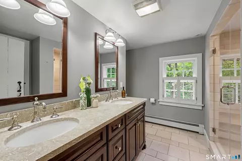 Bath - 183 Range Rd, Wilton, CT 06897 photo 2 of 3