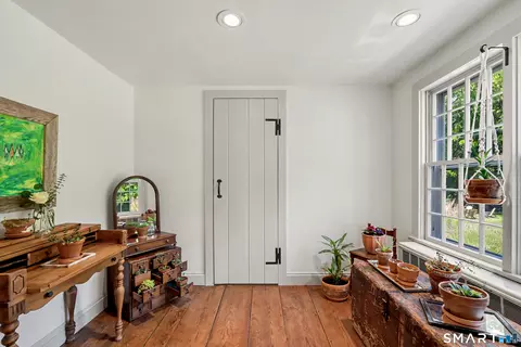 Entry Way - 183 Range Rd, Wilton, CT 06897 photo 4 of 4