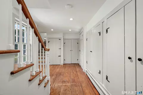 Entry Way - 183 Range Rd, Wilton, CT 06897 photo 2 of 4