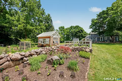 Exterior - 183 Range Rd, Wilton, CT 06897 photo 10 of 11