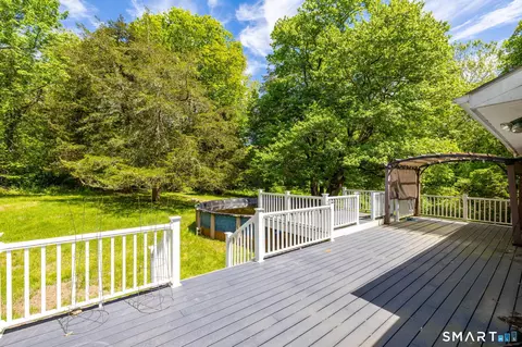 Exterior - 12 Stanton Ln, Preston, CT 06365 photo 2 of 8