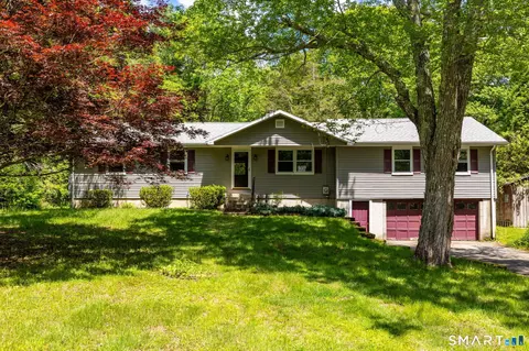 Exterior - 12 Stanton Ln, Preston, CT 06365 photo 8 of 8