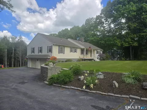 186 Brickyard Rd, Woodstock, CT 06281