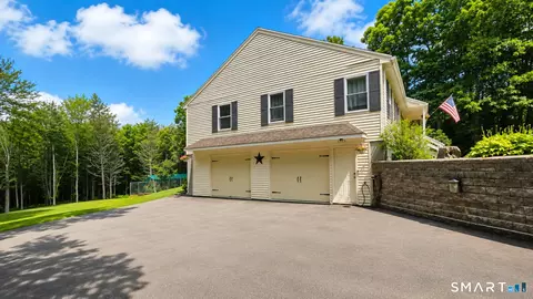 186 Brickyard Rd, Woodstock, CT 06281