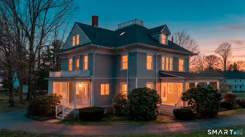 1062 Main St, Glastonbury, CT 06073