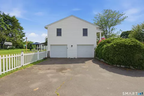 Exterior - 9 Renee Ln, Enfield, CT 06082 photo 4 of 9