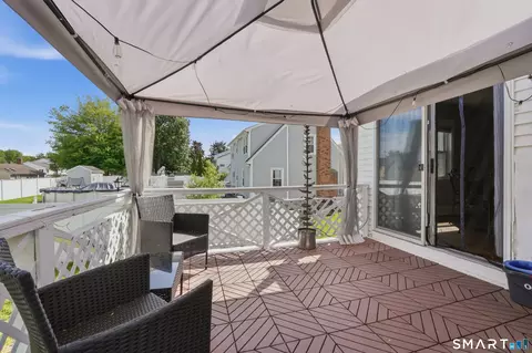 Exterior - 9 Renee Ln, Enfield, CT 06082 photo 9 of 9