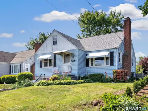 474 Greenfield Ave, Stratford, CT 06614