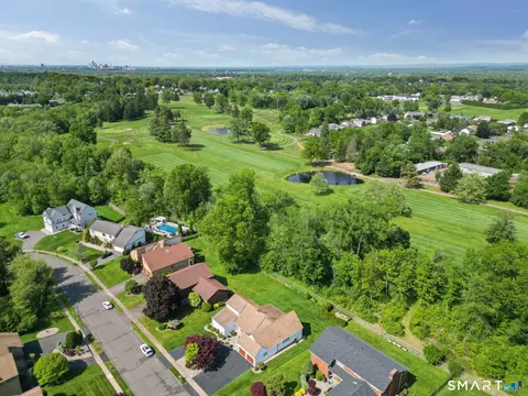 View/Area - 46 Stonegate Dr, Wethersfield, CT 06109 photo 4 of 5