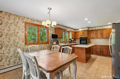 Kitchen - 46 Stonegate Dr, Wethersfield, CT 06109 photo 1 of 4