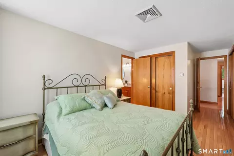 Bedroom - 46 Stonegate Dr, Wethersfield, CT 06109 photo 2 of 5