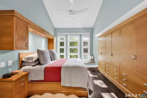 Bedroom - 204 Braeside Dr, Hamden, CT 06514 photo 1 of 6