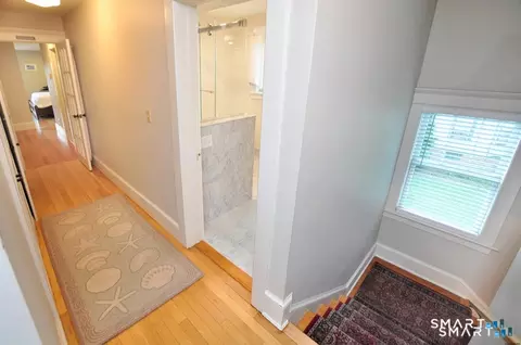 Entry Way - 371 N Main St, Suffield, CT 06078 photo 3 of 6