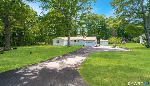 33 Case Cir, Higganum, CT 06441