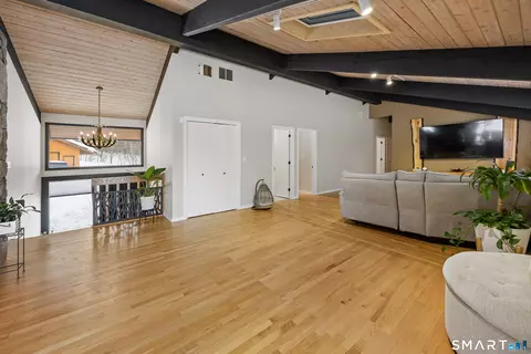 Entry Way - 305 Westledge Dr, Torrington, CT 06790 photo 1 of 3