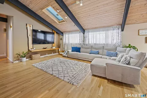 Living - 305 Westledge Dr, Torrington, CT 06790 photo 2 of 4