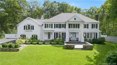 97 Graenest Ridge Rd, Wilton, CT 06897