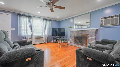 114 Highland Ave, East Haven, CT 06513 photo 7