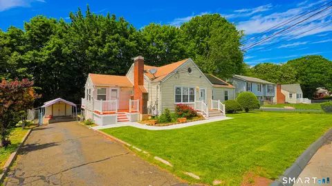 Exterior - 114 Highland Ave, East Haven, CT 06513 photo 2 of 4