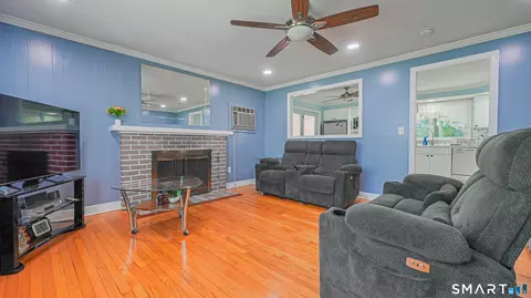 114 Highland Ave, East Haven, CT 06513 photo 8