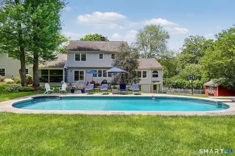 161 Sherwood Dr, Southport, CT 06890