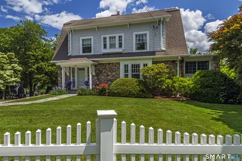 304 Main St, New Canaan, CT 06840