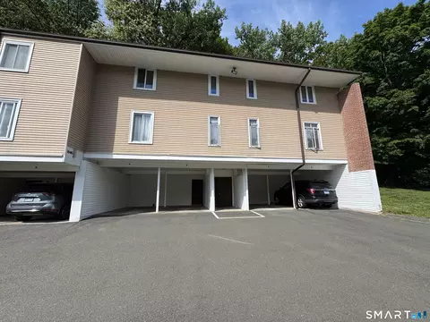 1634 Farmington Ave #2, Farmington, CT 06085