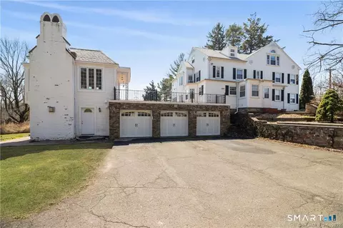 85 Cherry Hill Rd, Branford, CT 06405