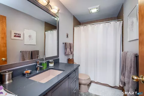 Bath - 51 Long Meadow Rd, Bethlehem, CT 06751 photo 3 of 3