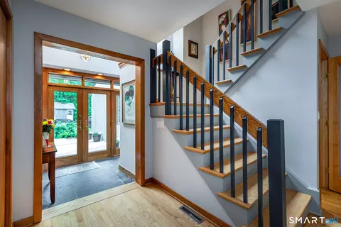 Entry Way - 51 Long Meadow Rd, Bethlehem, CT 06751 photo 2 of 3