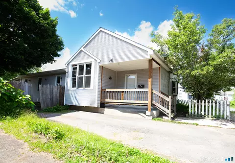 48 Bowen St, Hamden, CT 06514