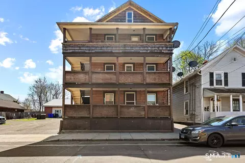 13-15 Portland St, Middletown, CT 06457