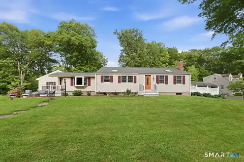50 Tanglewood Rd, Farmington, CT 06032