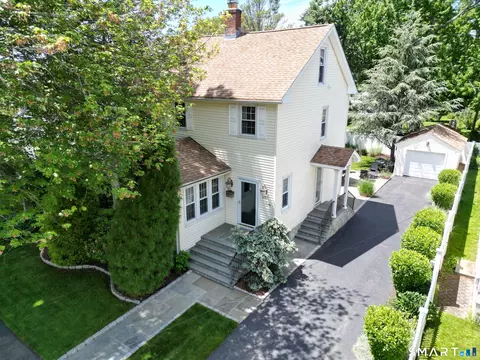 57 Wilbar Ave, Milford, CT 06460