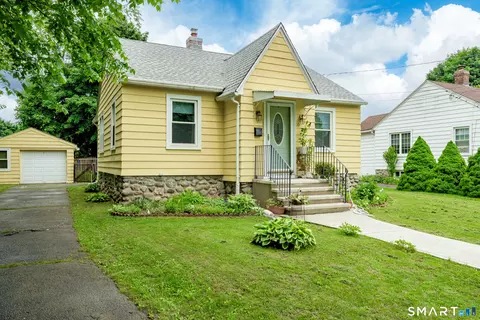 30 Donald Ter, Waterbury, CT 06705