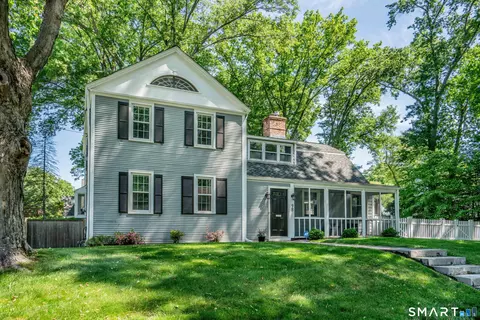 98 Colony Rd, West Hartford, CT 06119