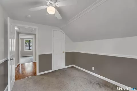 75 Summit St, Norwich, CT 06360