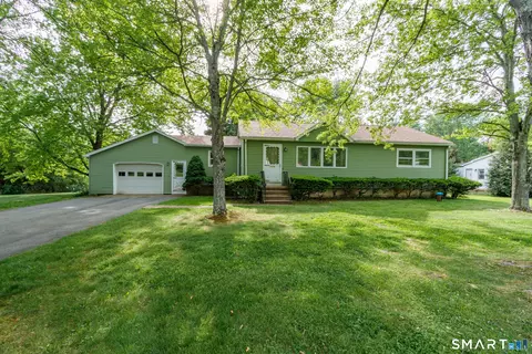 1175 S Curtis St, Wallingford, CT 06492