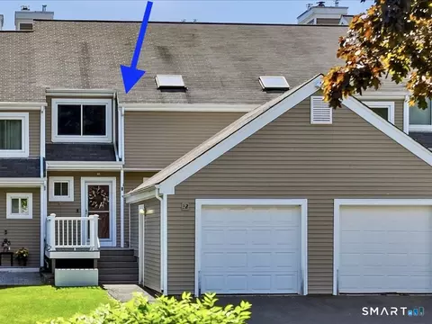 32 Jerimoth Dr #32, Branford, CT 06405