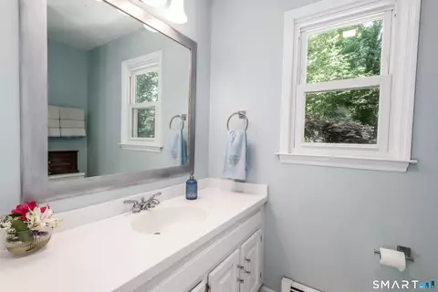 Bath - 23 Old Green Rd, Sandy Hook, CT 06482 photo 3 of 3