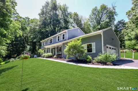 23 Old Green Rd, Sandy Hook, CT 06482